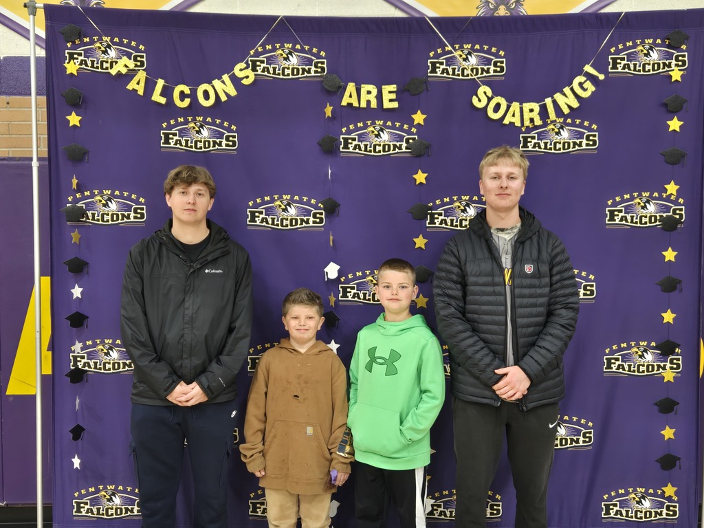 2 seniors and 2 second graders all boys