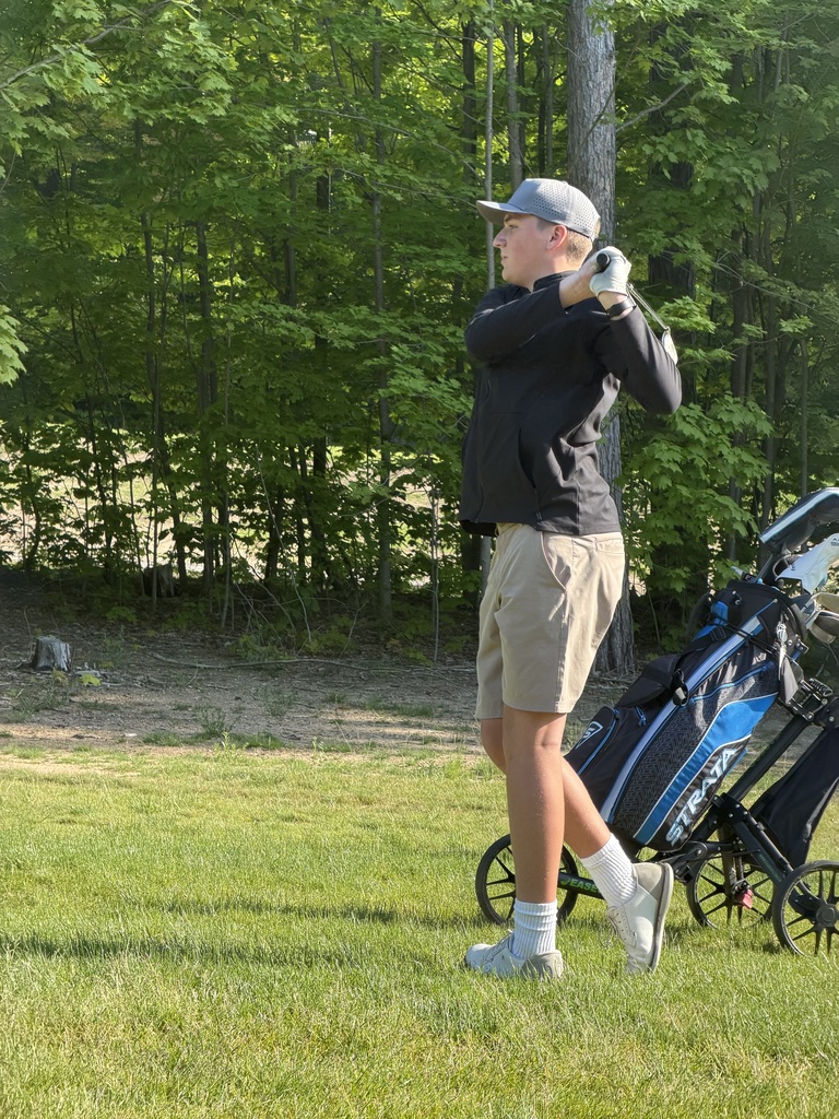 Gavin Macher watching his golf ball after t'ing off at golf regionals on 5/26