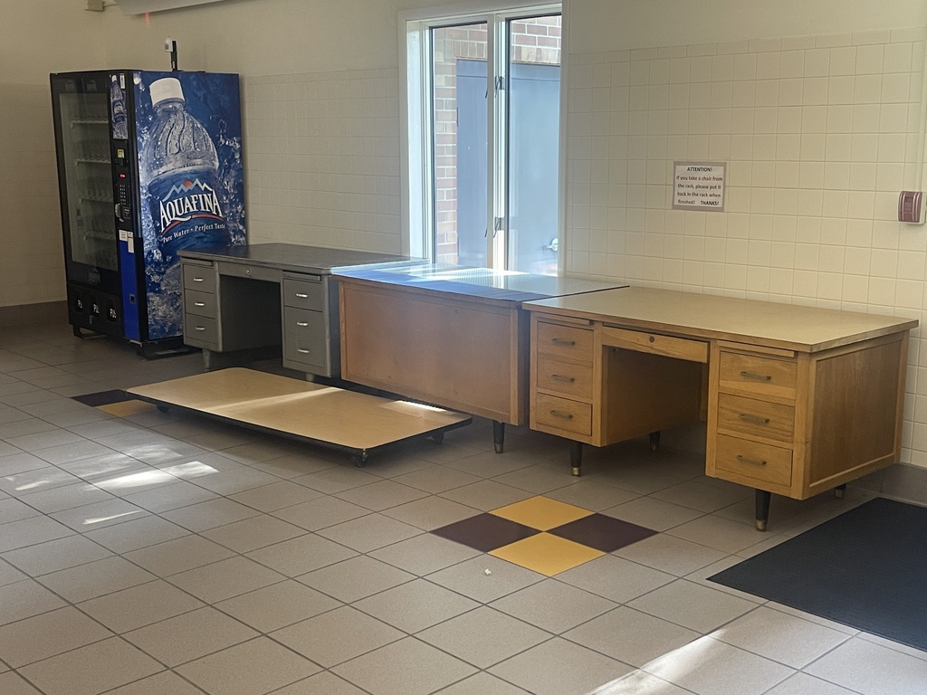 Desks available for public