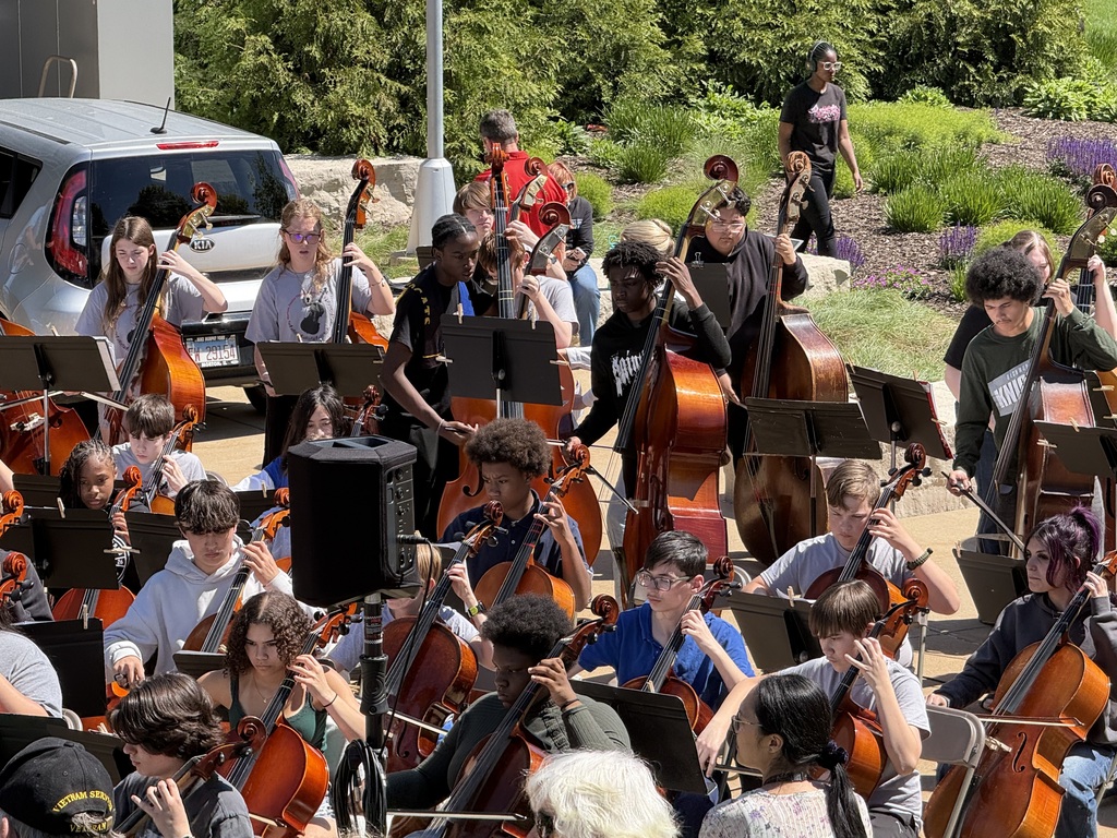 Pictures from Peace Plays in Peoria celebration event