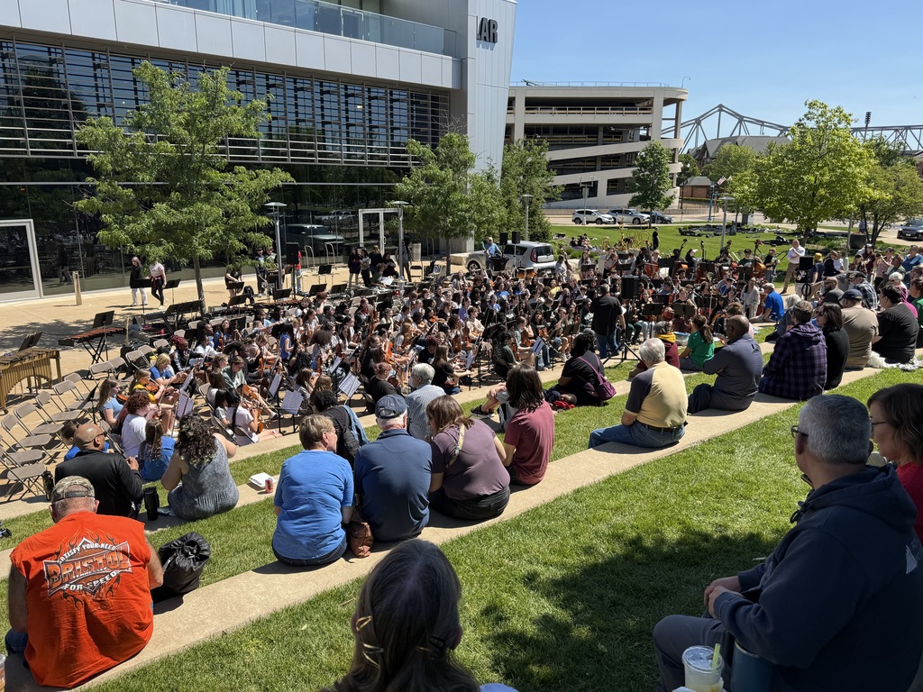 Pictures from Peace Plays in Peoria celebration event