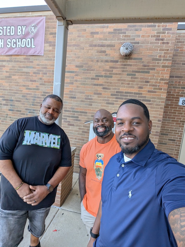 ROE team members cleaning PPS Little Food Pantries