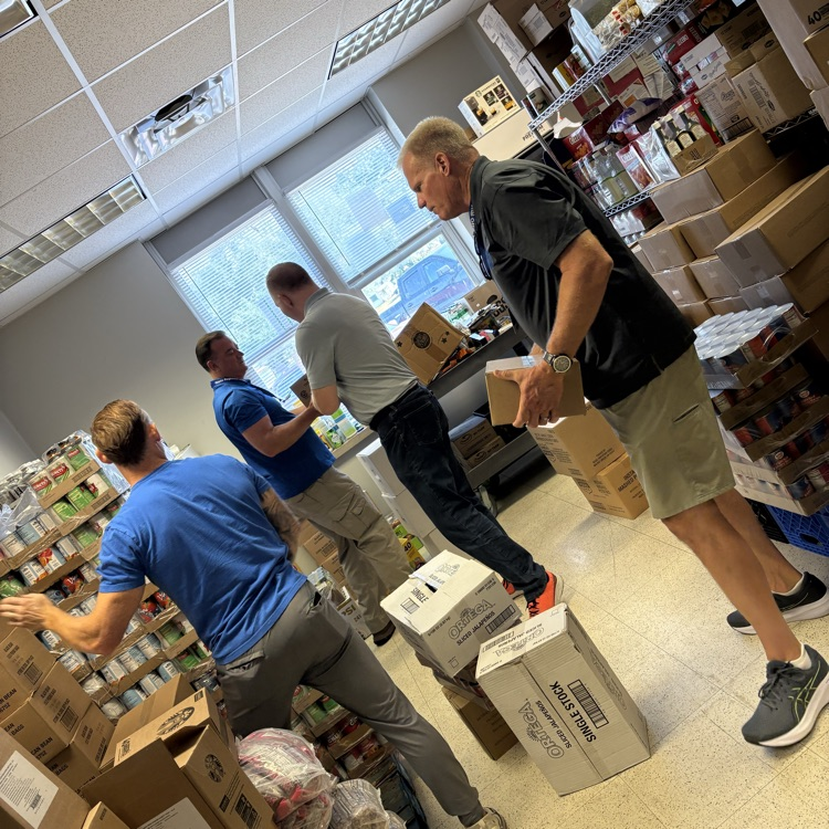 ROE leadership team serving at the Wraparound center