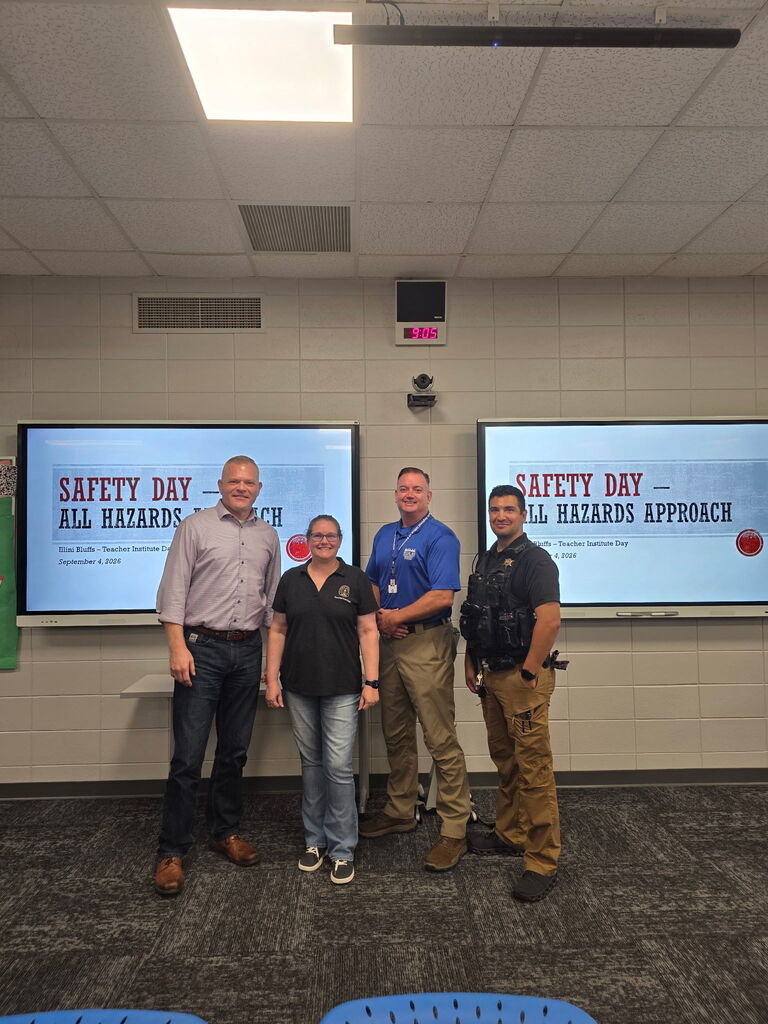 Peoria County Employees participating in Illini Bluffs Safety Day