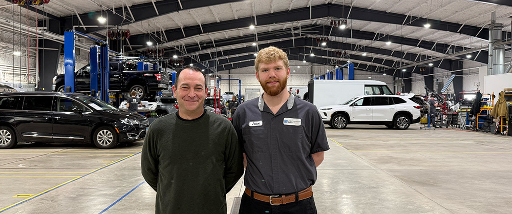 Lighthouse Collision Center - Morton IL