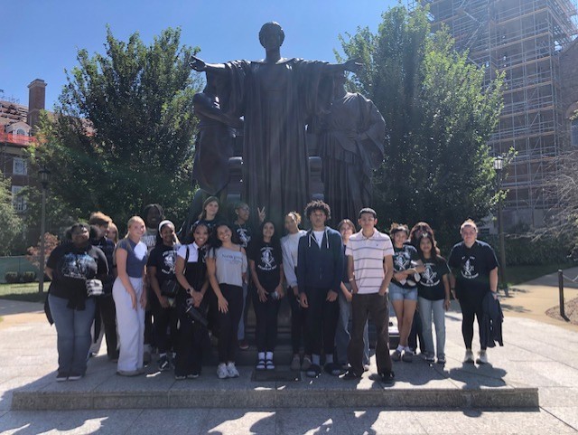 AVID juniors and seniors pose during their campus tour.