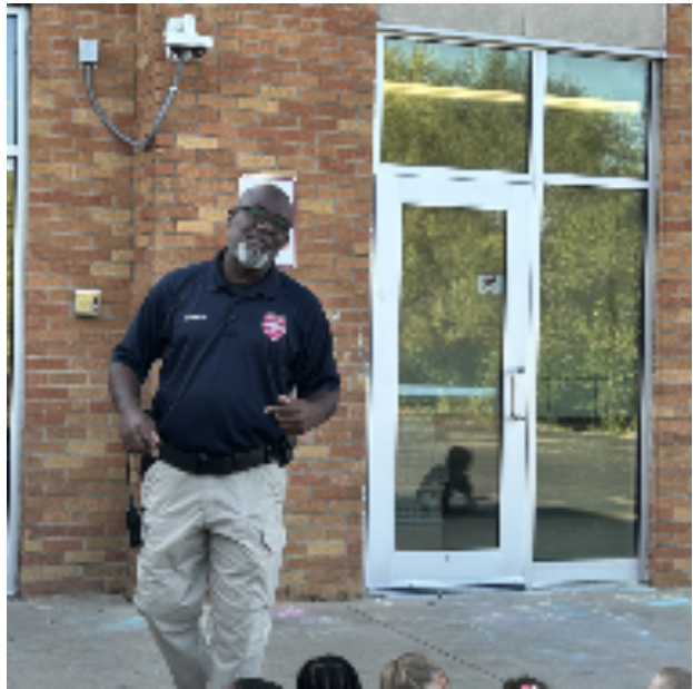 Officer Parker with K students