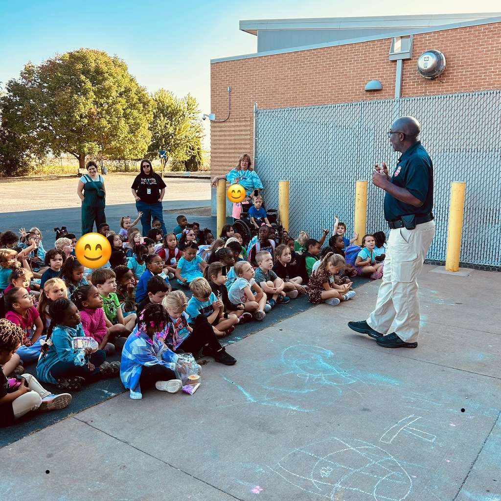 Officer Parker with K students