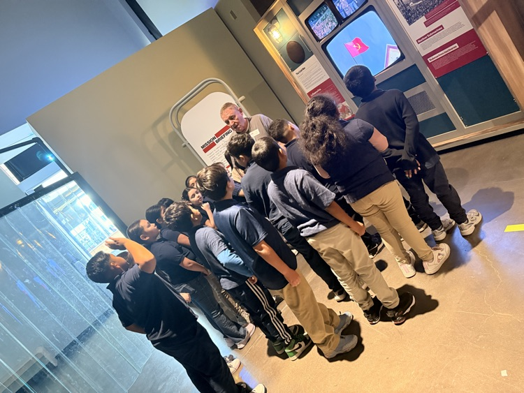 We had a great instructor guide, kept the class super engaged. 