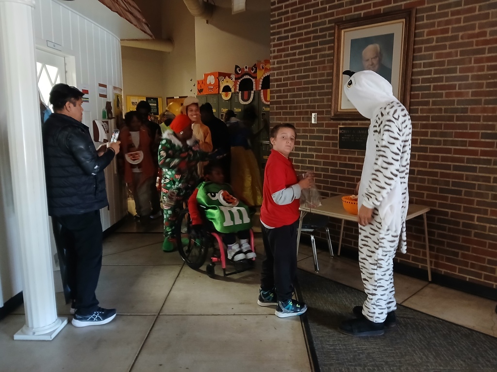 Halloween Throwback 2025