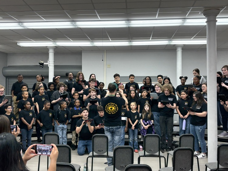 Our two choirs joined forces for “This Little Light of Mine” arranged by Rollo Dilworth, under the direction of Mr. Lohrer. 