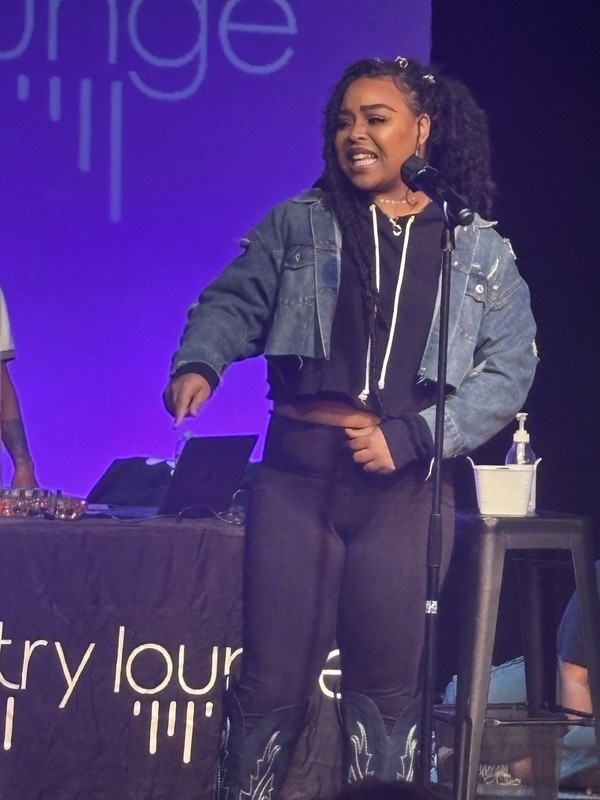 Deja Dennis Poetry Slam