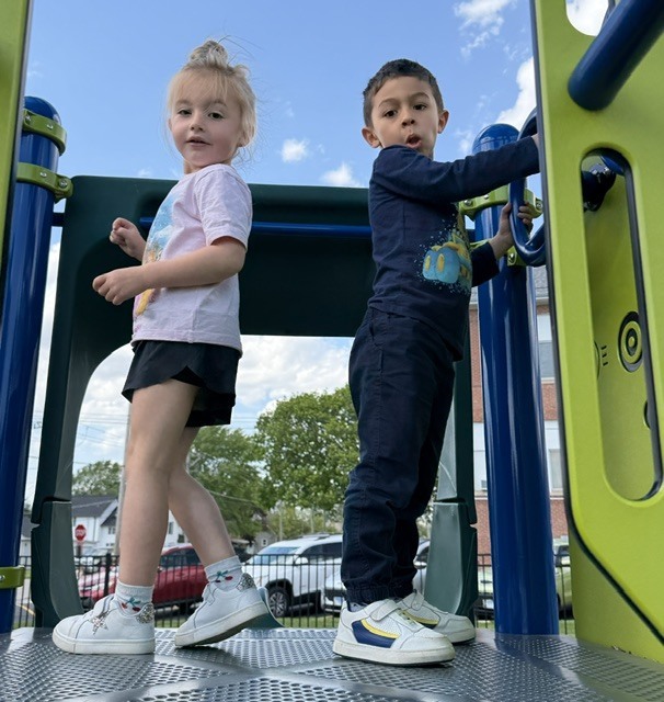 PEEP….where our Blue Devil friendships begin…📚✂️✏️