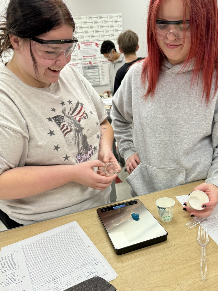 Objective: Students will be able to explain the differences between hypotonic, isotonic and hypertonic solutions. Mrs. Wood’s Biology students are hard at work in today’s lab. #handsonlearning
