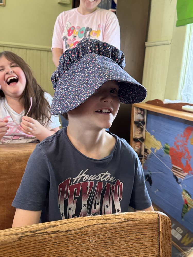 2nd grade field trip to Dusty Trails and the Lincoln County Museum