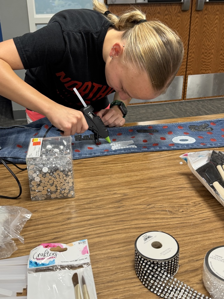 After their community service work downtown, seniors had time to work on items for Homecoming Week. #plainsmenpride