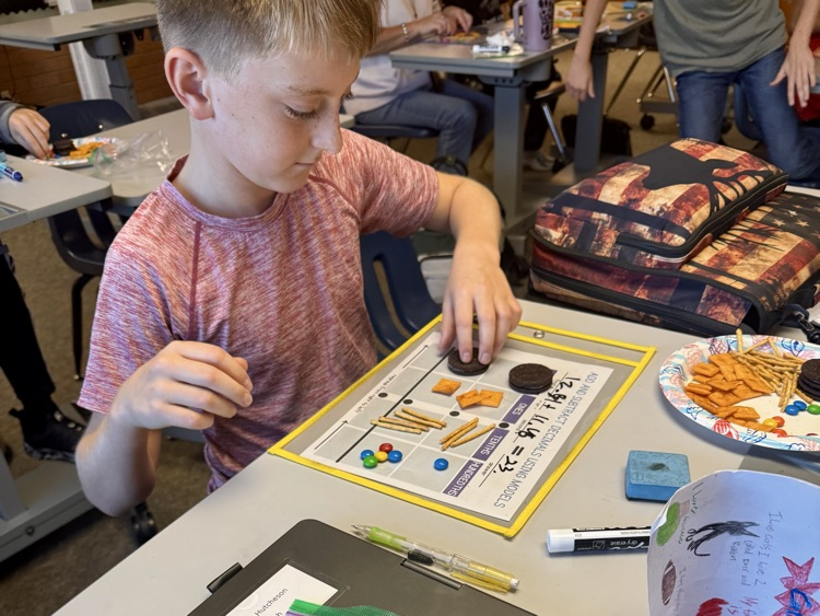 5th graders cooked up some math skills today by using various snacks as manipulatives to model adding decimals. 🥨Ⓜ️🍪