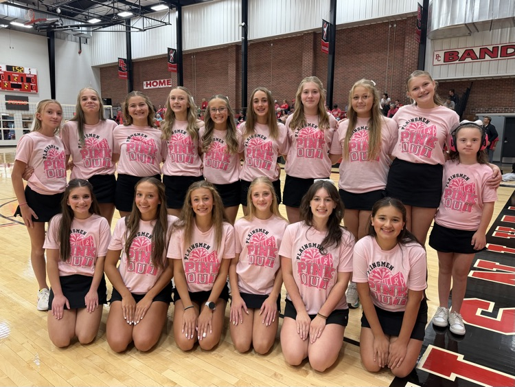 We love having our JH Cheer campers on the sidelines with our HS Cheerleaders for tonight’s Varsity VB and FB games. 📣 #plainsmenpride