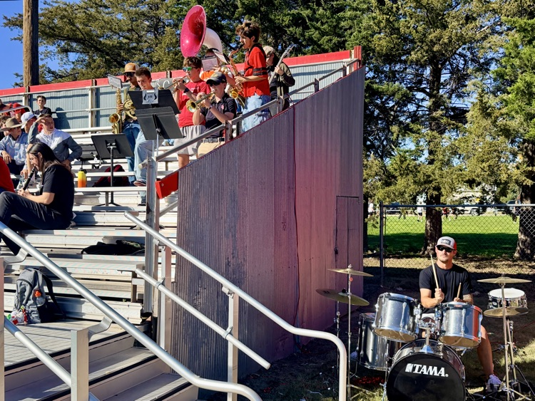 Our alumni pep band members are growing! This afternoon we have Principal Sudbeck on her clarinet and Brad Mayer at the trap set. 🥁 #SupportTheArts