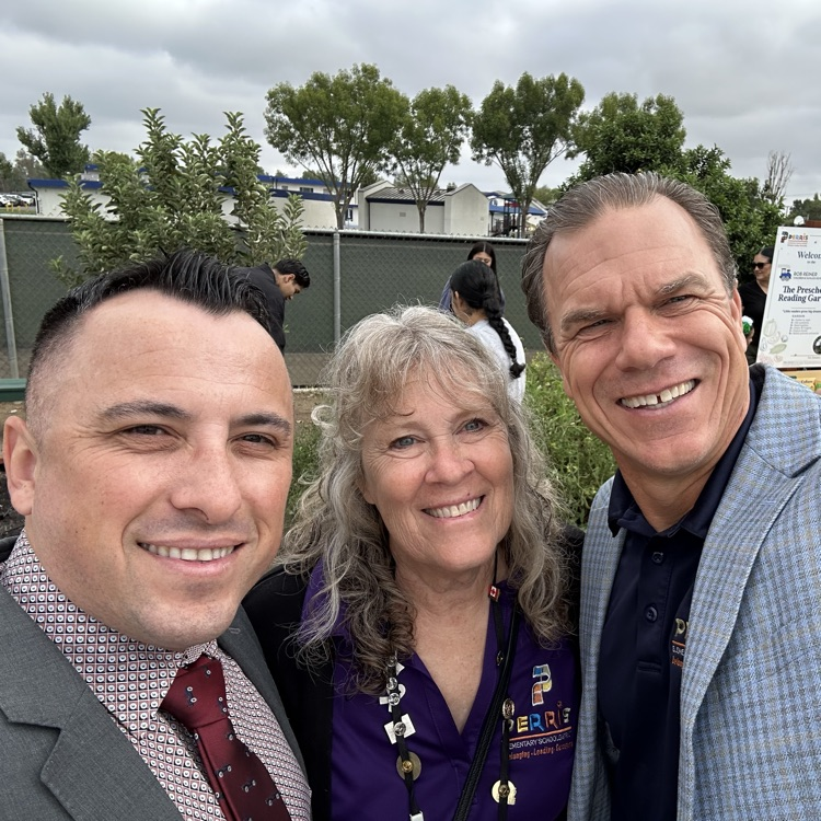 Board members attend Happy Harvest
