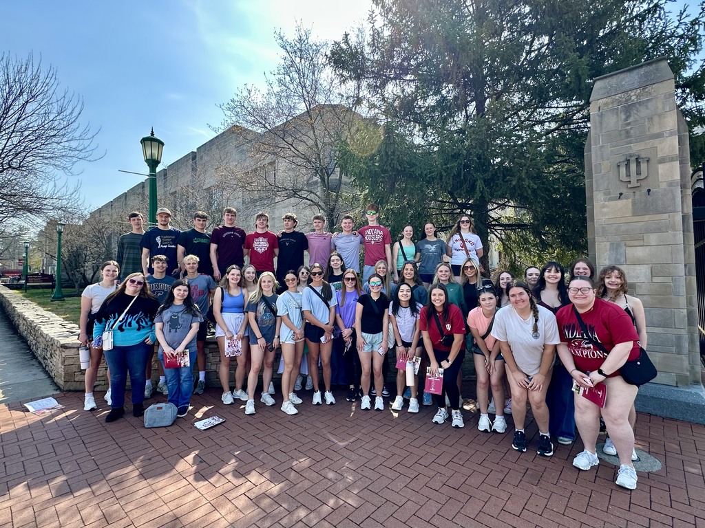 PC Juniors visit IU