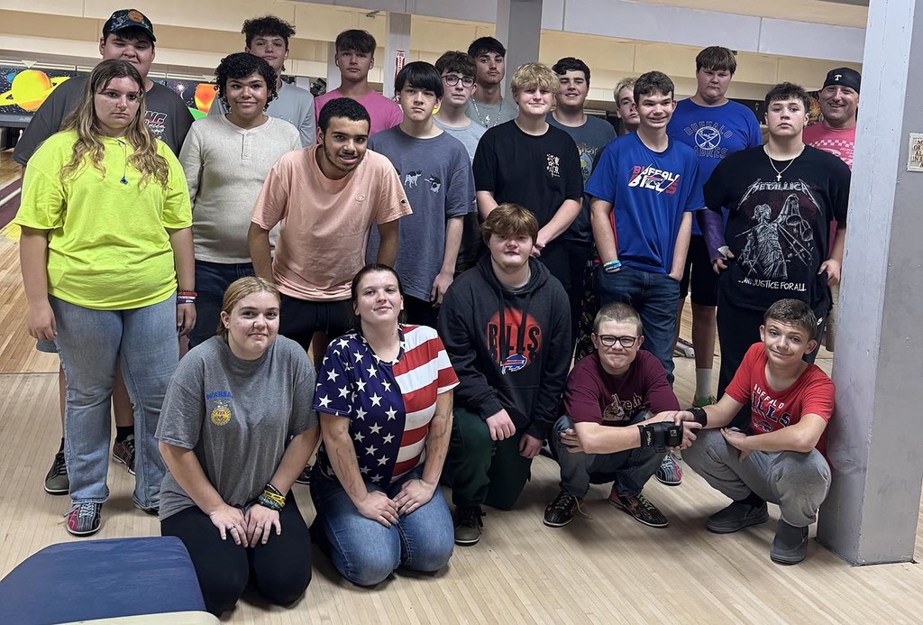 A group of high school bowlers.