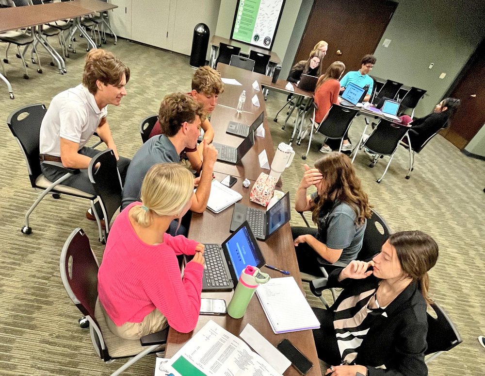 CEO Program Hosting Events To Provide Seed Money For Student Start ups CEO Program Hosting Events To Provide Seed Money For Student Start ups