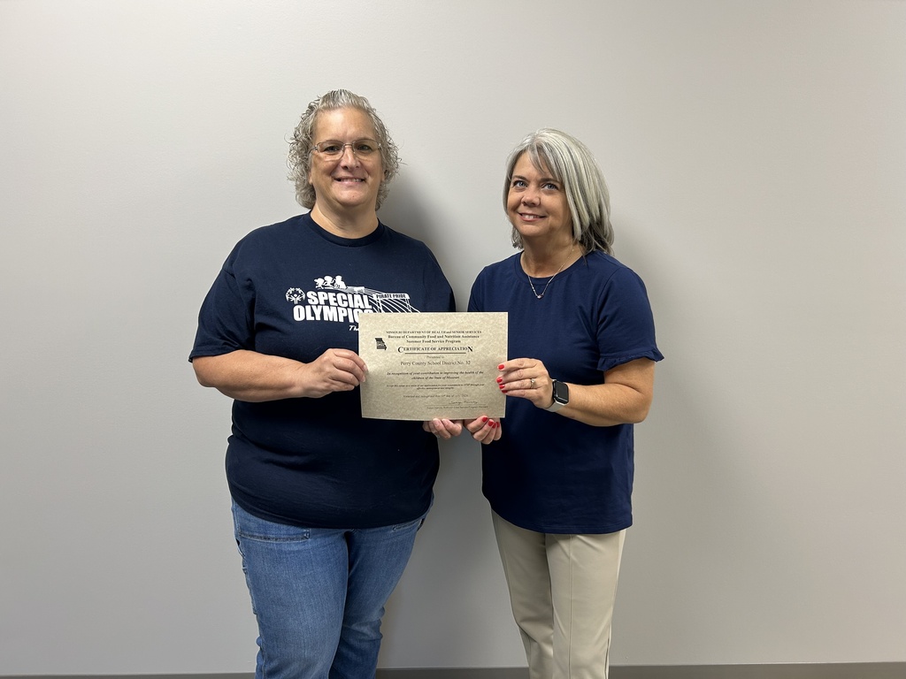 District 32 Director of Food Services Debbie Baer (left) and Superintendent Dr. Fara Jones (Right) hold a certificate of appreciation from the Missouri Department of Health and Senior Services.