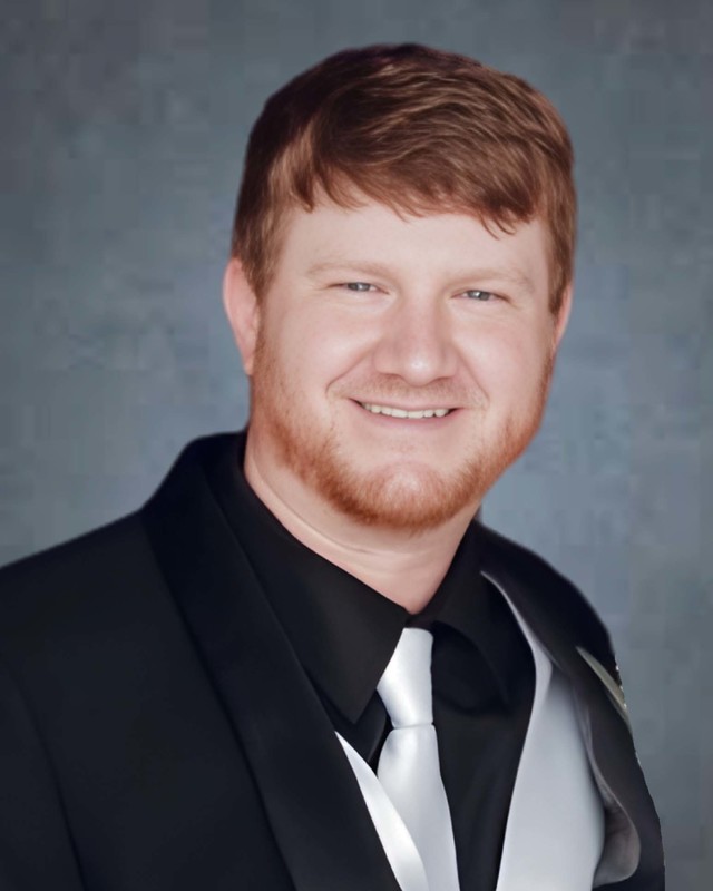 Caleb Streiler Headshot