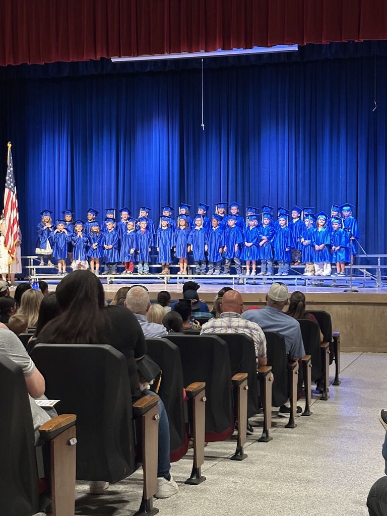 Image of Kindergarten graduates