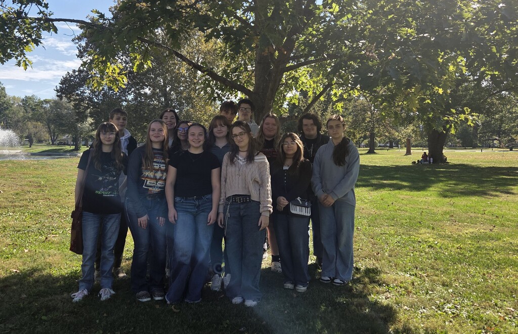 Mustang art students