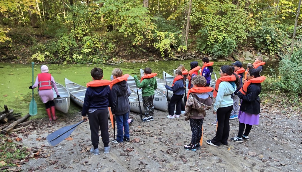 camp palmer - canoes