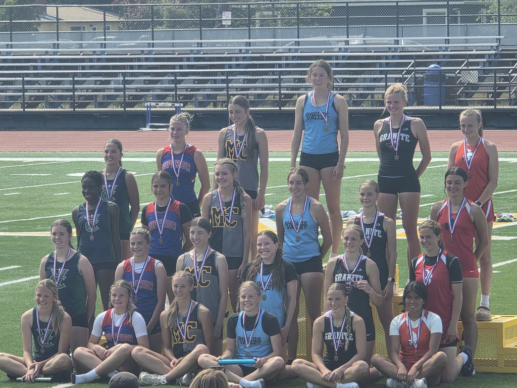 girls relay