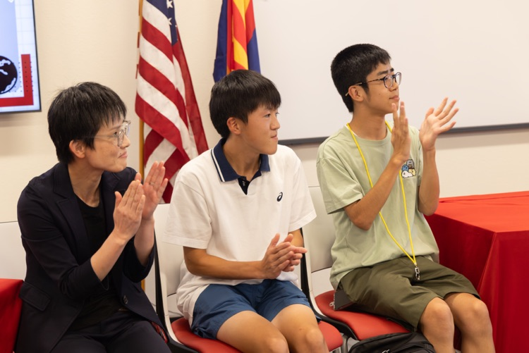 Central Global Studies students with their friends from Japan