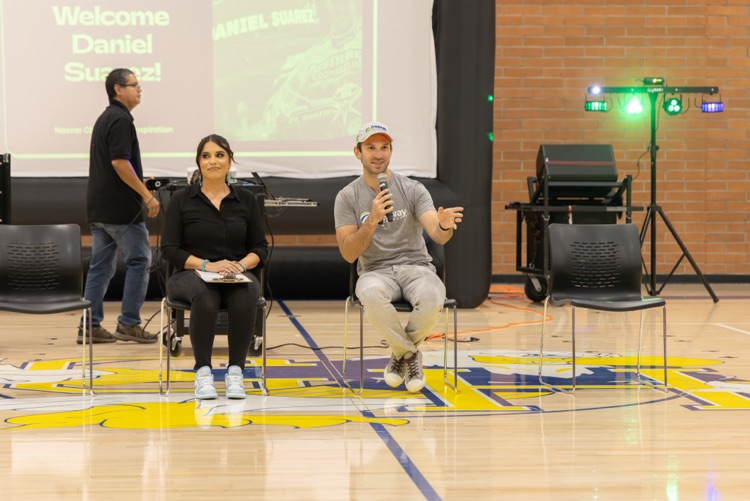 Daniel Suárez assembly