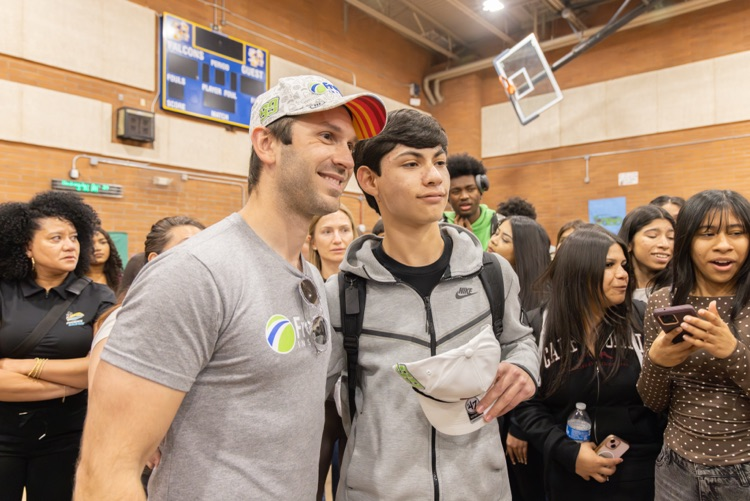 Daniel Suárez assembly