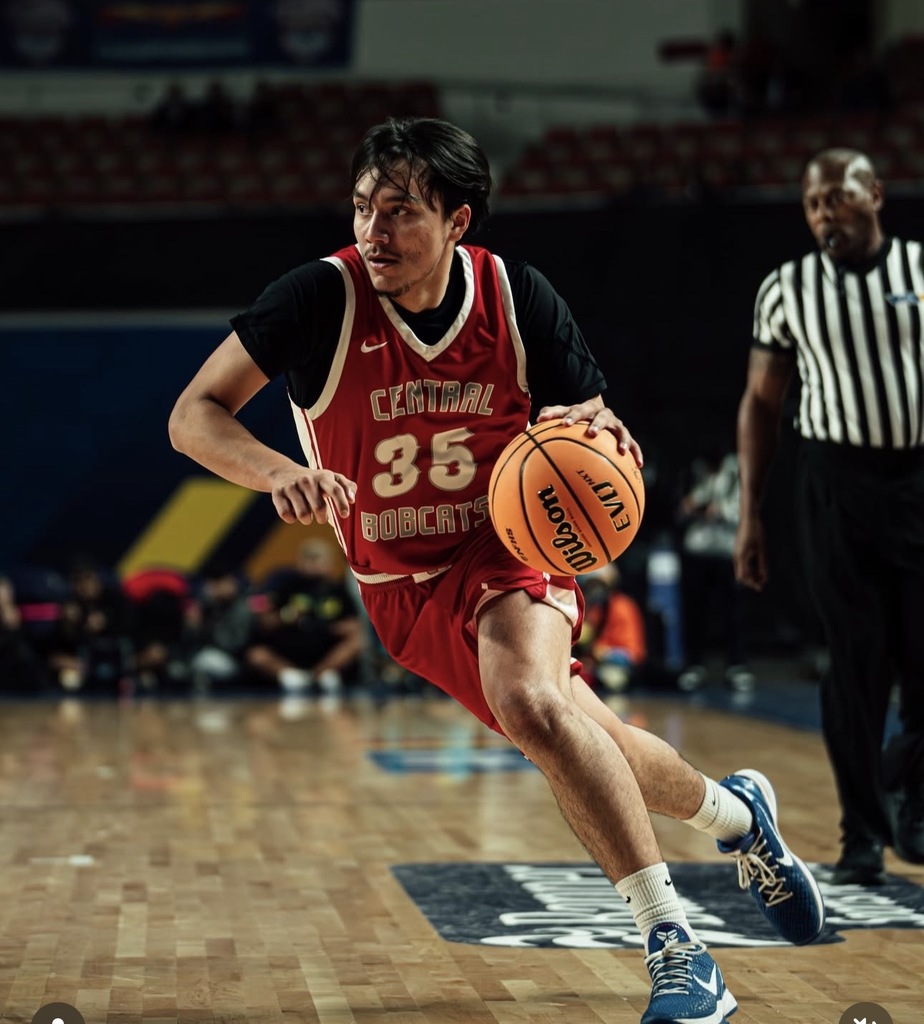 Central's basketball player