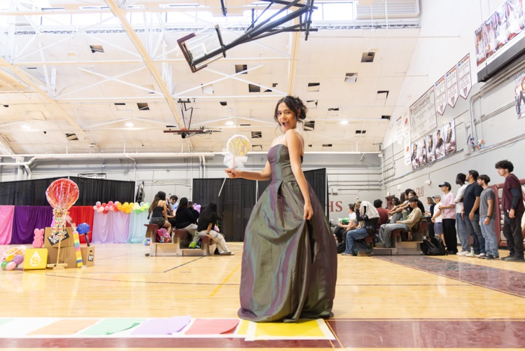 girl in iridescent greenish purple dress