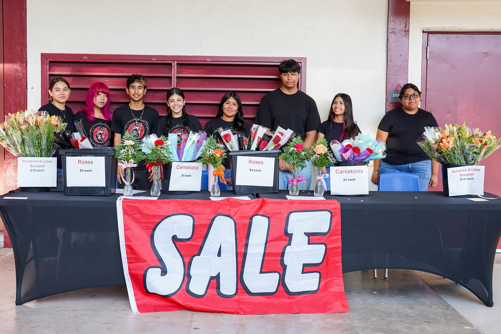 Metro Tech Flower Shop Grand Opening, Group of Students