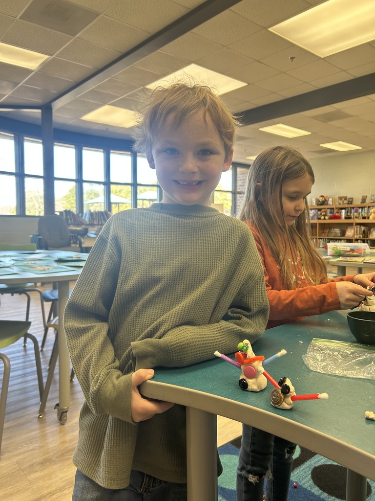 Snowman fun in the library!