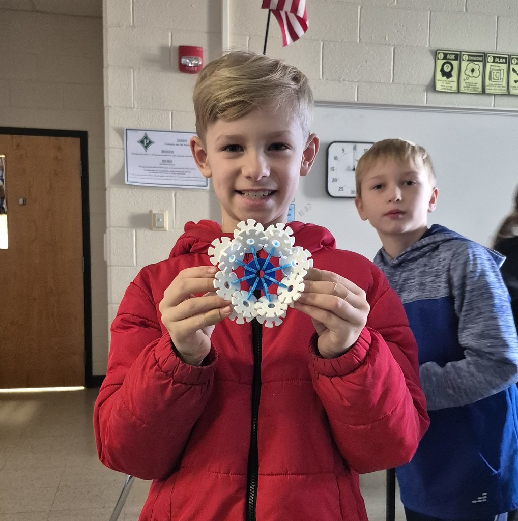 Snowflake symmetry in the Computer Lab.