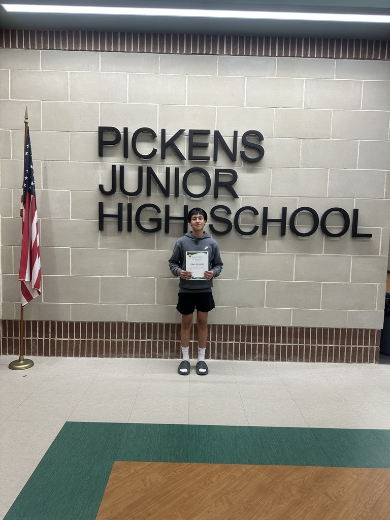 Edwin Hernandez student of the week