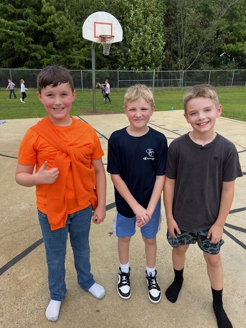 Fourth Grade Recess Fun!