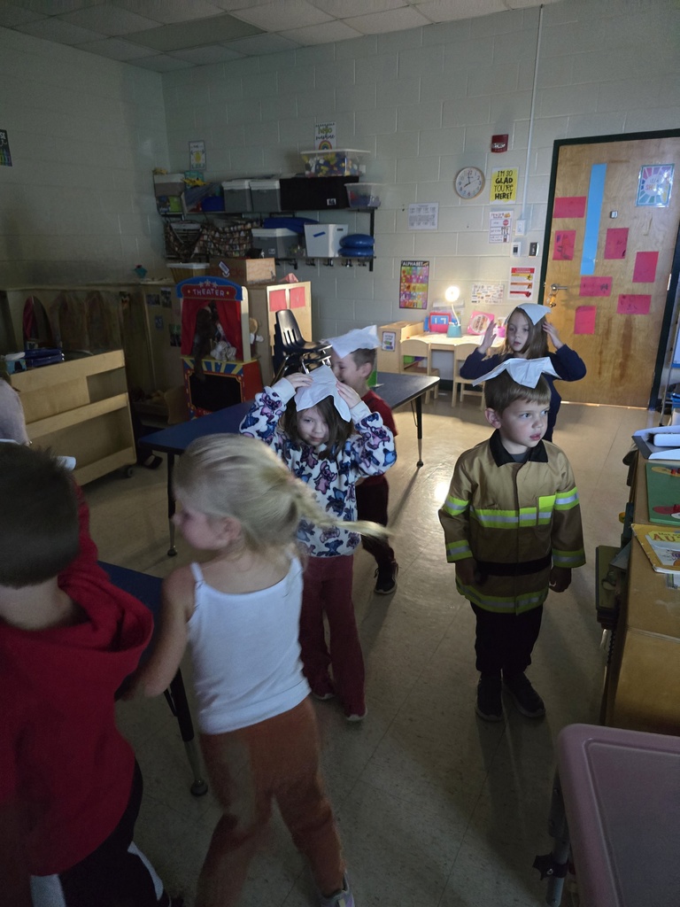Indoor recess in Mrs. Everett's PreK.
