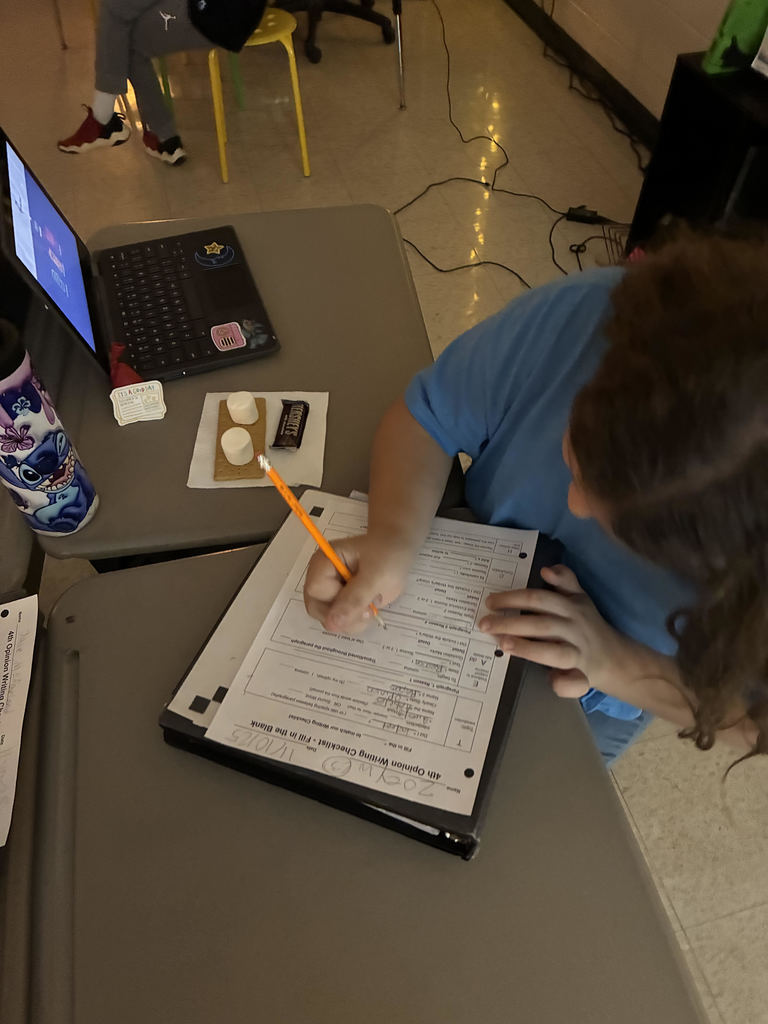 Mrs. Connelly's class: Writing s'more paragraphs, thanking Veterans, and celebrating Unit 3 Reading Log winners!