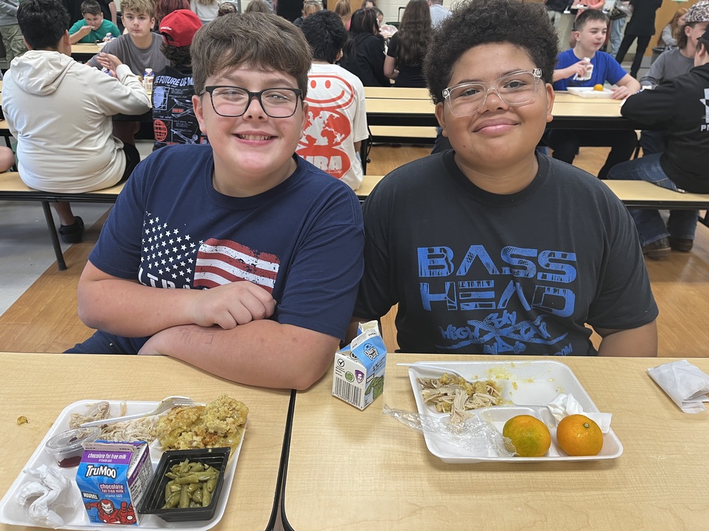 Student enjoying Thanksgiving lunch