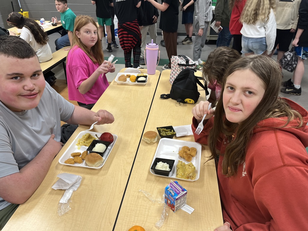Students enjoying Thanksgiving lunch