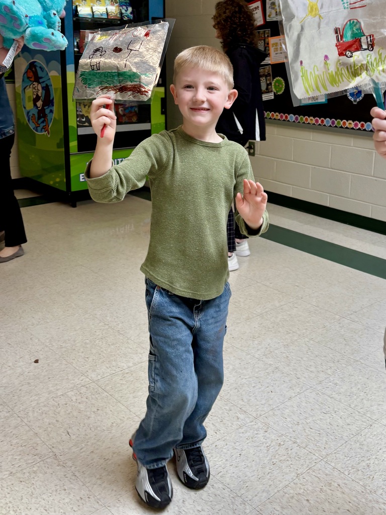 Thanksgiving Balloon Parade with kindergarten.
