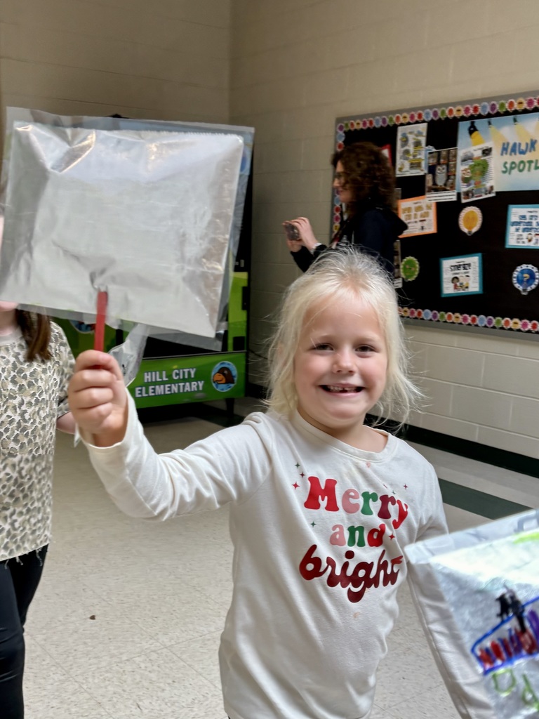 Thanksgiving Balloon Parade with kindergarten.