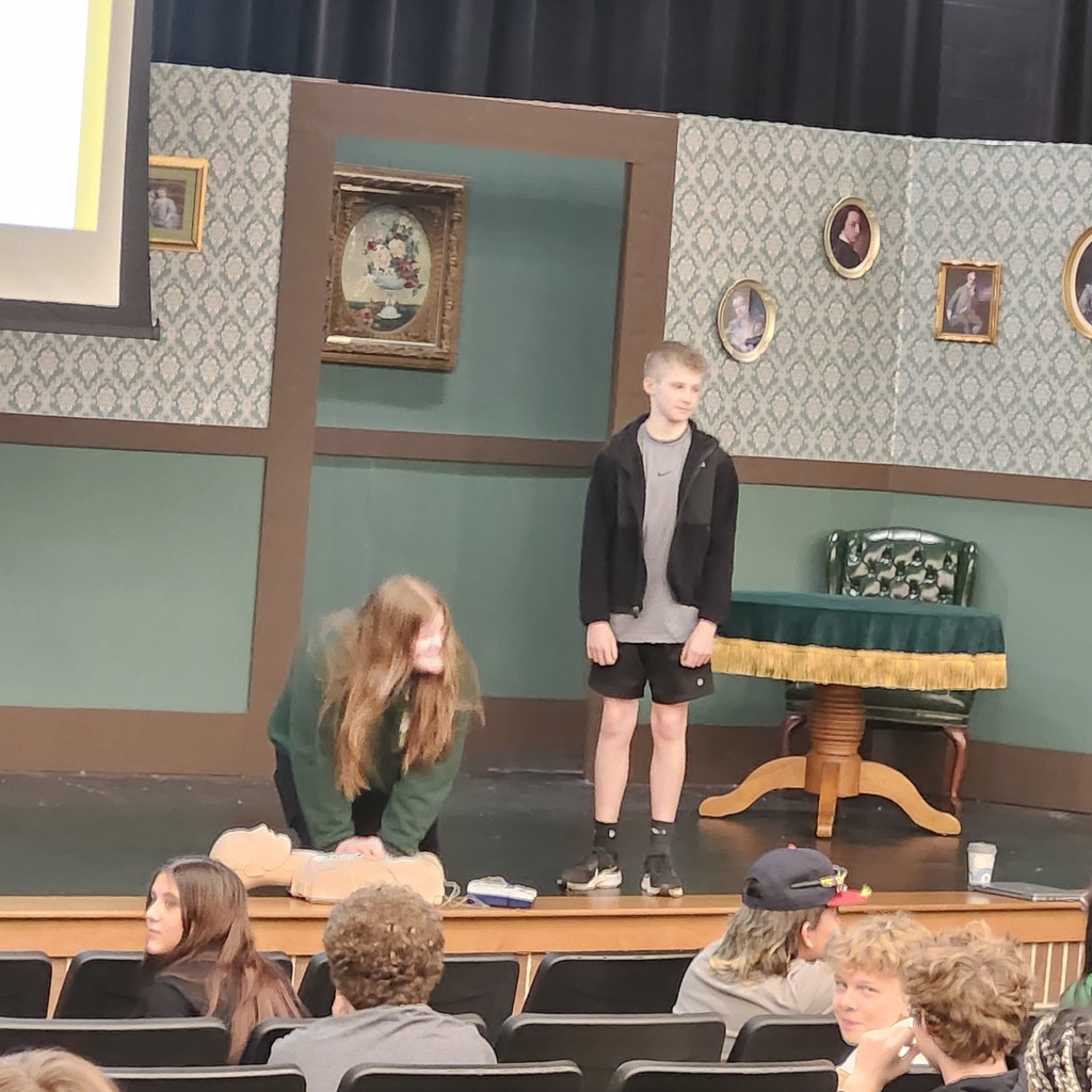 7th Grade Science students learn CPR